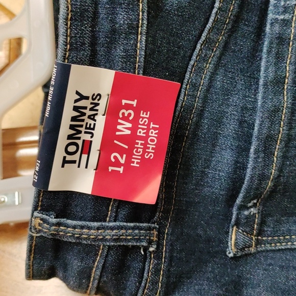 🌅Tommy Jeans Short - Picture 8 of 10